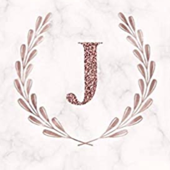 Meet your Posher, Julia - Picture 1 of 1